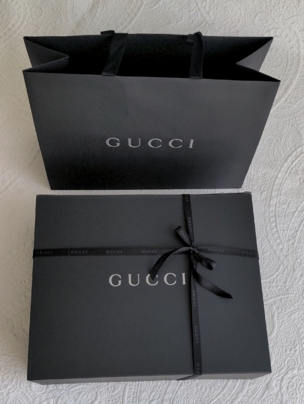 Gucci Large Box + Shopping Bag + Ribbon - Picture 2 of 12